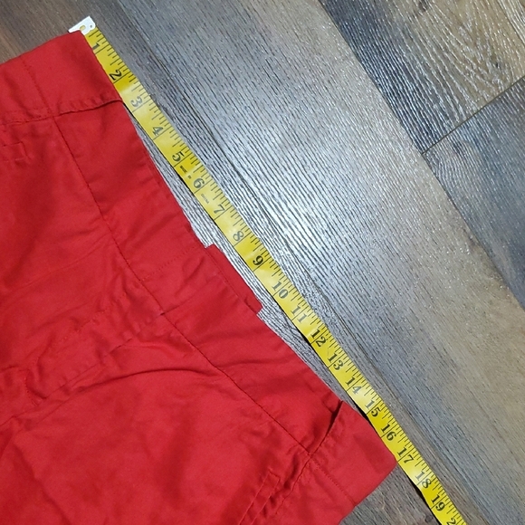BCBGMaxAzria Red Bermuda Shorts Lightweight Casual - Picture 3 of 11
